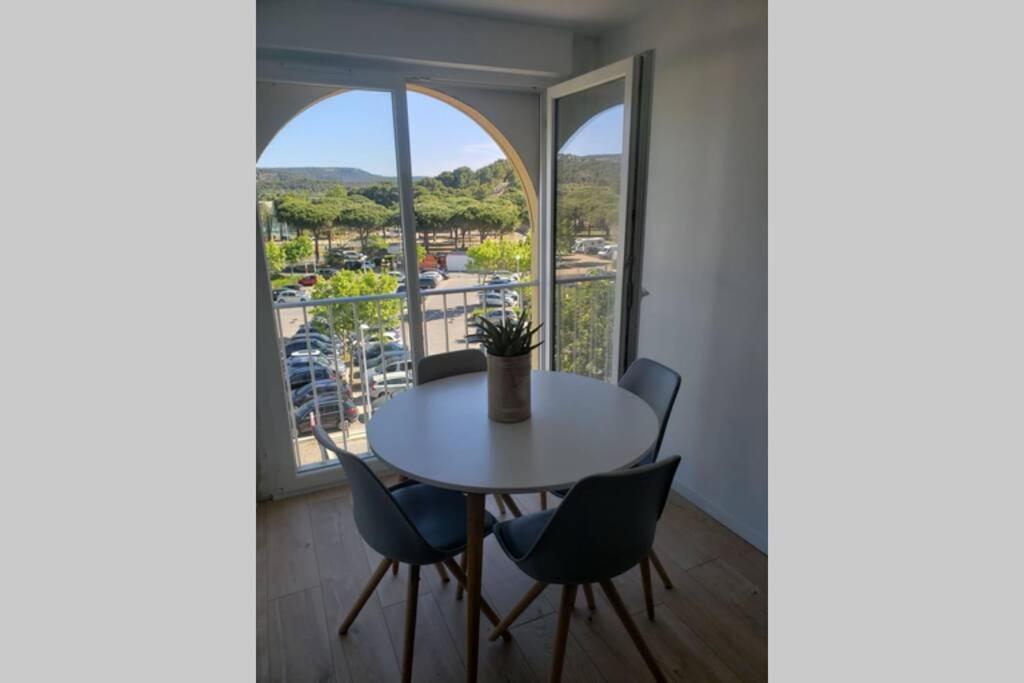 Bienvenue Chez Nous Apartment Gruissan Luaran gambar